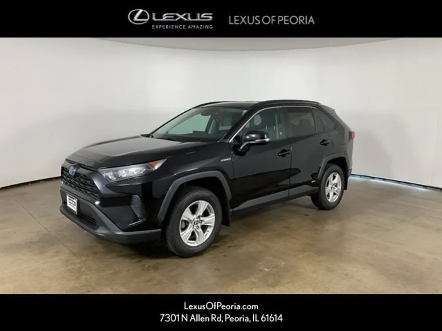 2021 Toyota RAV4 Hybrid LE photo 1