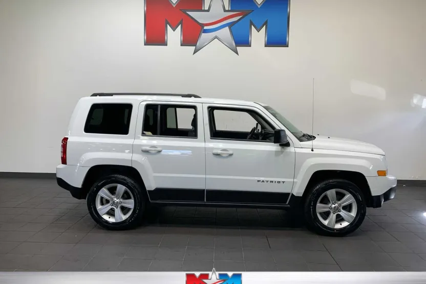 2016 Jeep Patriot Sport photo 1