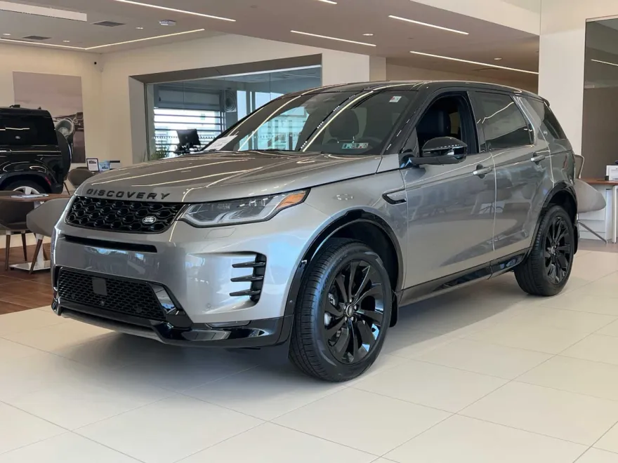 2025 Land Rover Discovery Sport Dynamic SE photo 1