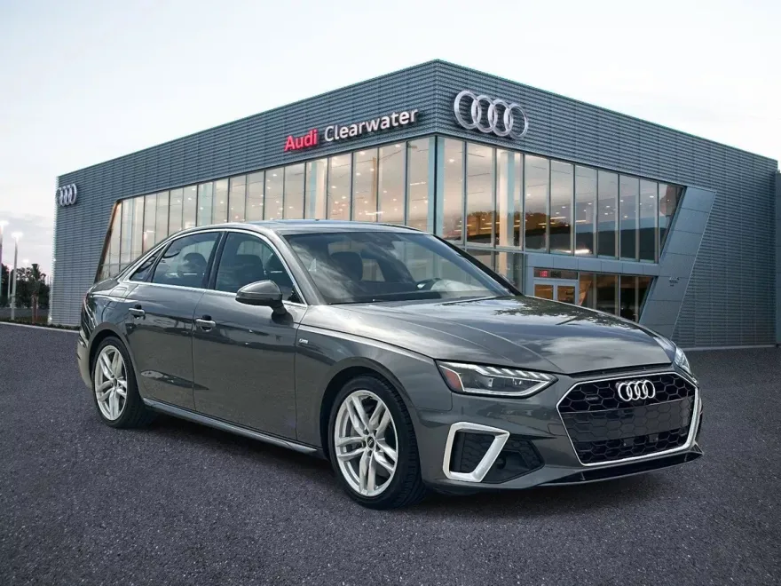 2024 Audi A4 S line Premium Plus 45 TFSI Quattro photo 1
