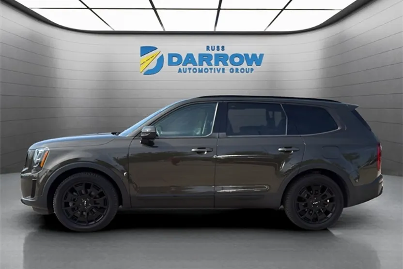 2022 Kia Telluride EX photo 1