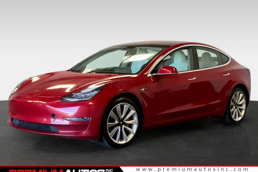 2018 Tesla Model 3 photo 1