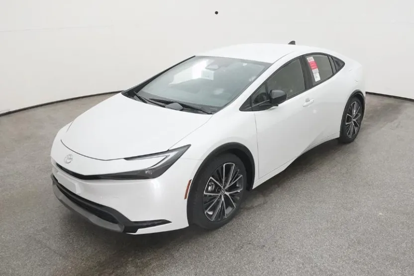2026 Toyota Prius XLE photo 1
