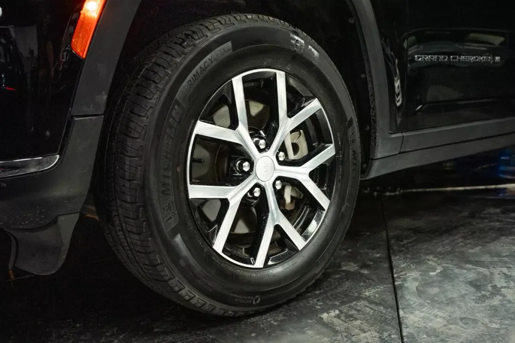 2023 Jeep Grand Cherokee Limited photo 1