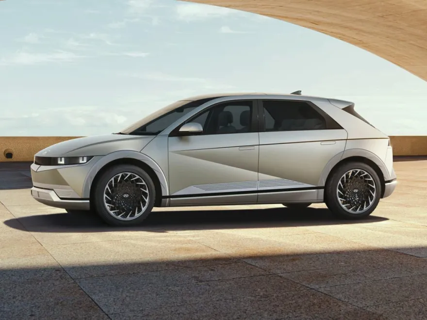 2024 Hyundai Ioniq 5 SEL photo 1