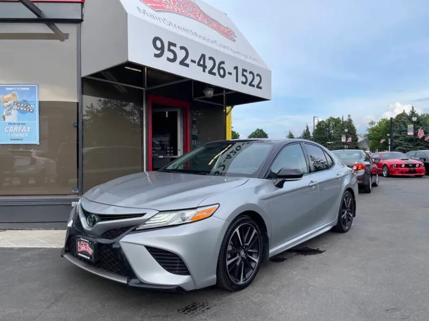 2020 Toyota Camry XSE photo 1