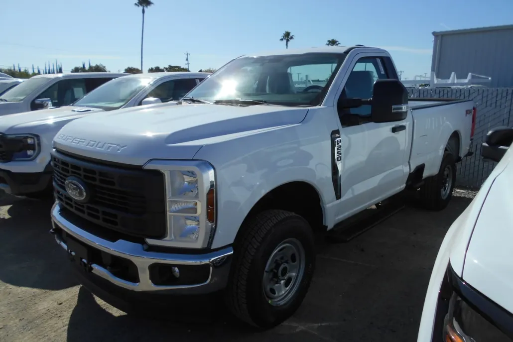2025 Ford F-250 XL photo 1