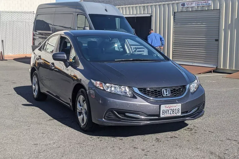 2015 Honda Civic LX photo 1