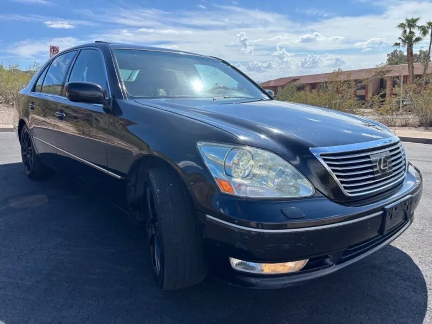 2004 Lexus LS 430 Luxury photo 1