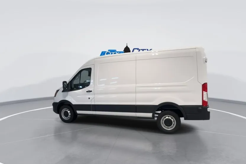 2025 Ford Transit Cargo Van photo 1