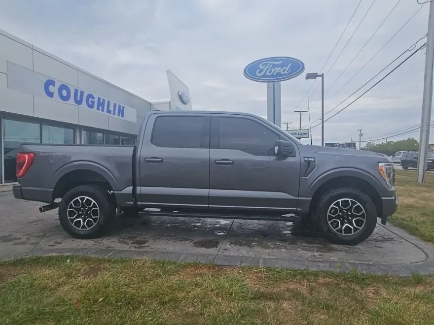 2022 Ford F-150 XLT photo 1