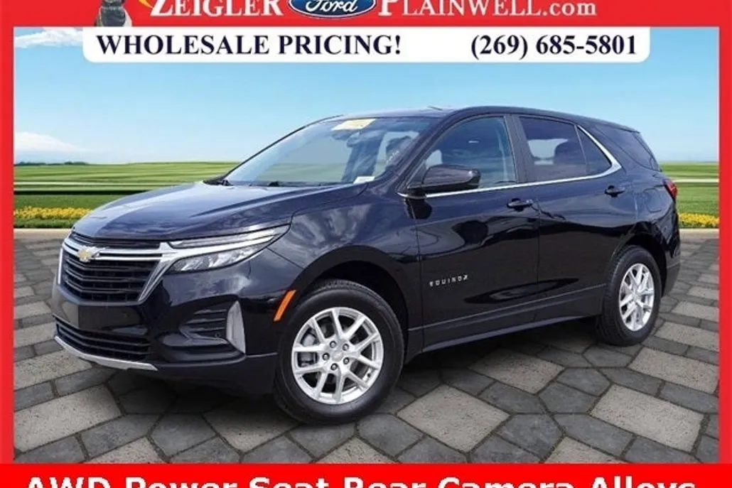 2023 Chevrolet Equinox LT photo 1