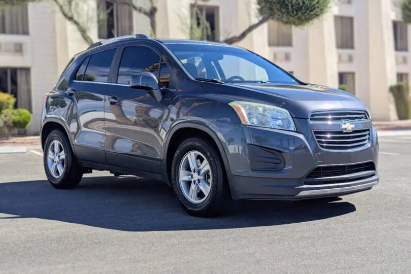 2016 Chevrolet Trax LT photo 1