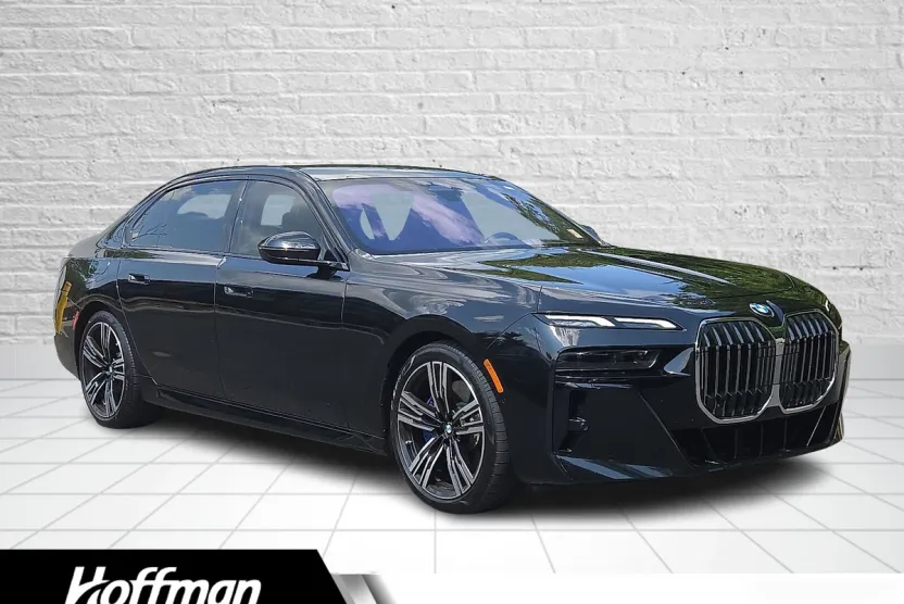 2024 Bmw 760i photo 1