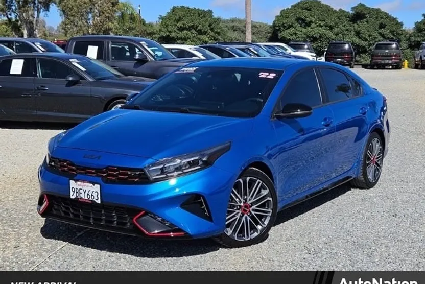 2022 Kia Forte GT photo 1