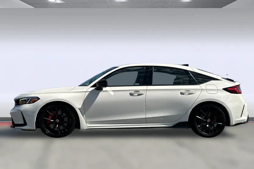 2024 Honda Civic Type R Hatchback photo 1