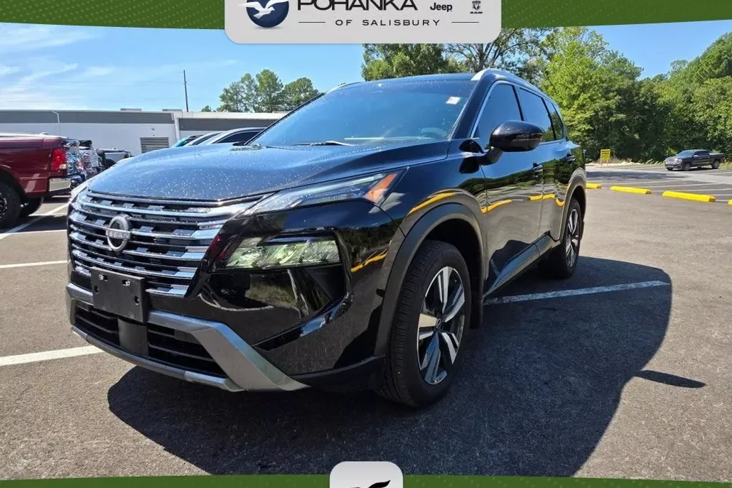 2024 Nissan Rogue SL photo 1