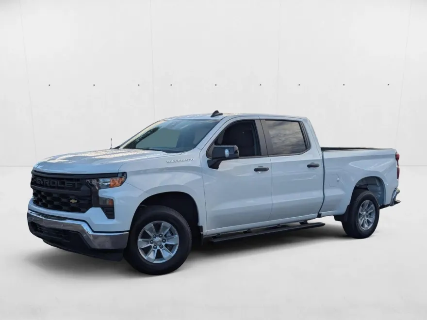 2025 Chevrolet Silverado 1500 photo 1