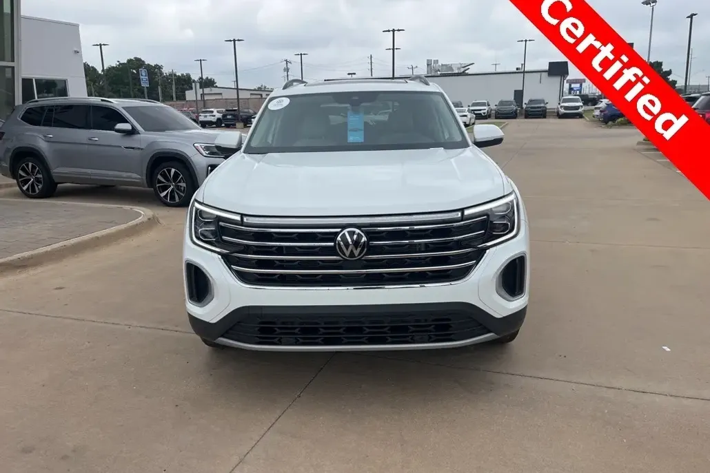 2025 Volkswagen Atlas SE Technology photo 1