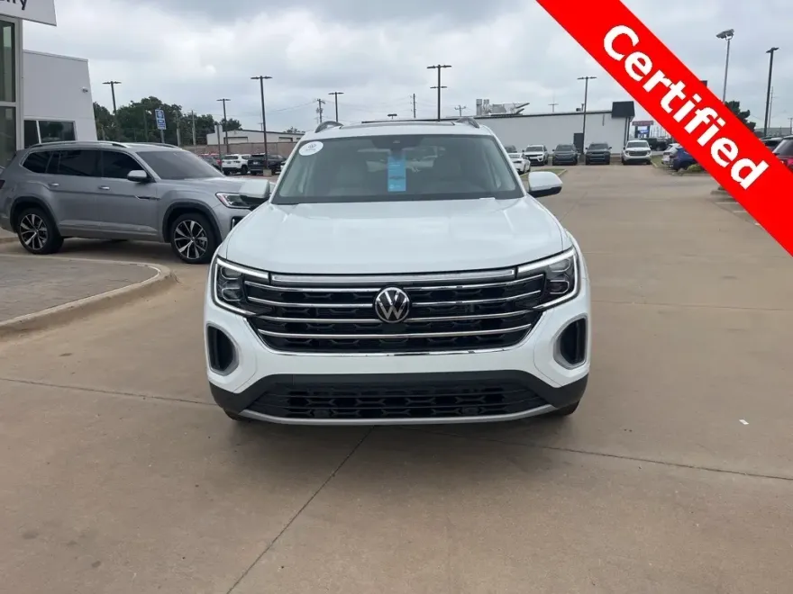 2025 Volkswagen Atlas SE Technology photo 1