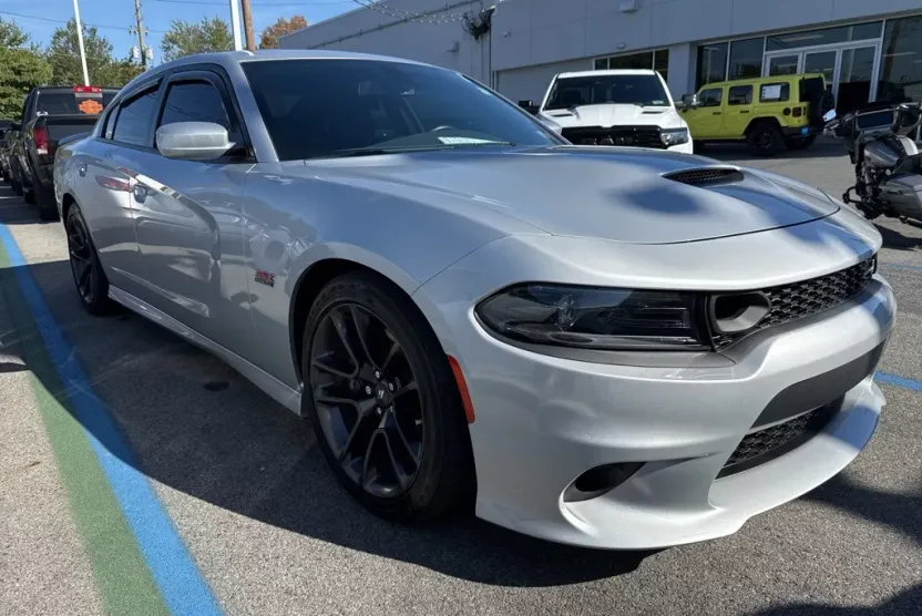 2022 Dodge Charger R/T Scat Pack photo 1