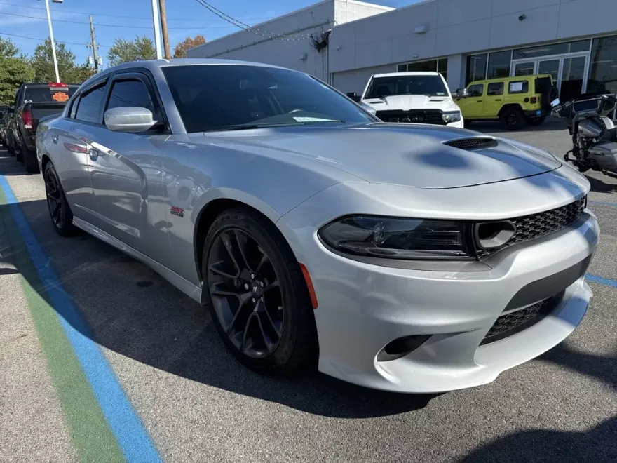 2022 Dodge Charger R/T Scat Pack photo 1