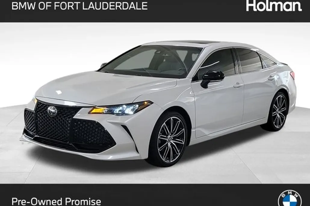 2019 Toyota Avalon XSE photo 1