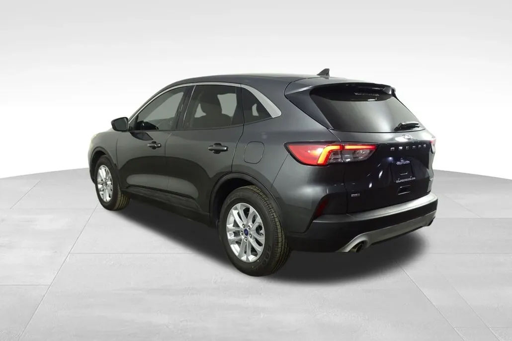 2020 Ford Escape SE photo 1