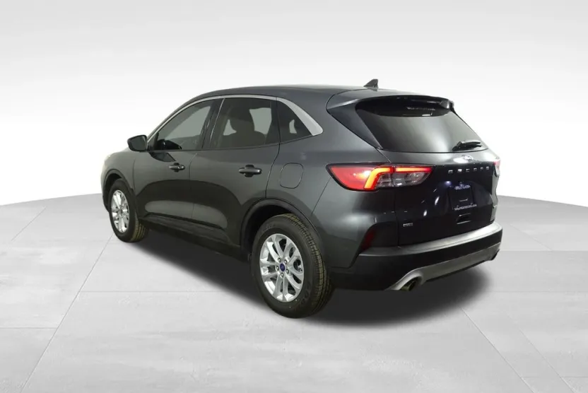 2020 Ford Escape SE photo 1