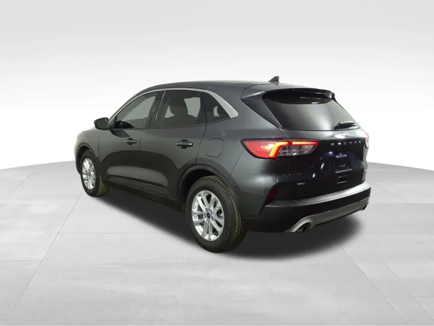 2020 Ford Escape SE photo 1