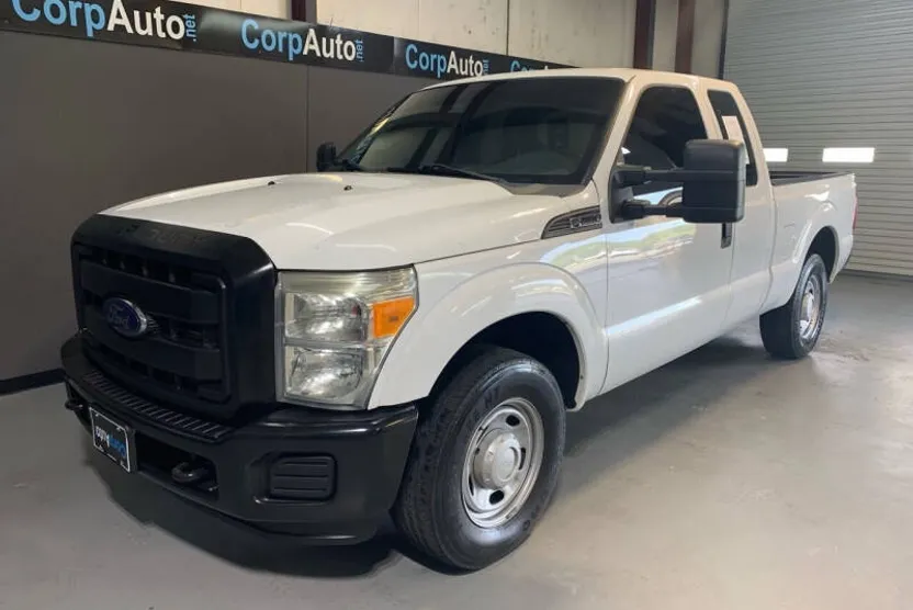 2012 Ford F-250 Lariat photo 1