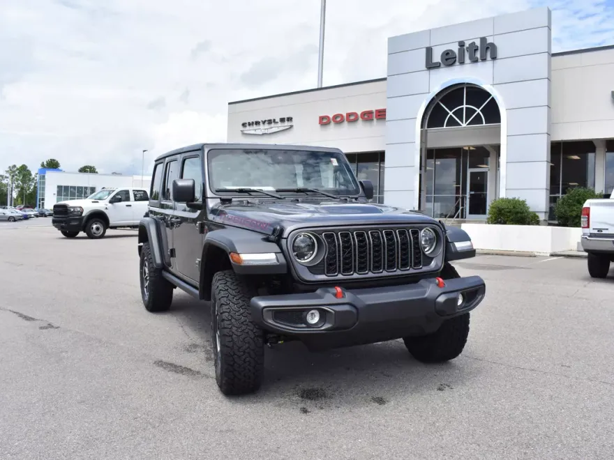 2025 Jeep Wrangler Rubicon photo 1