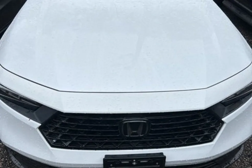2023 Honda Accord Sport-L photo 1