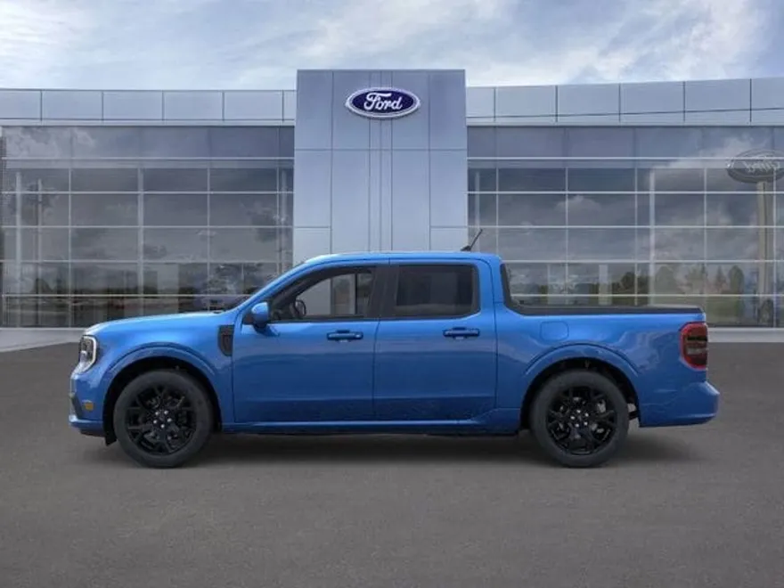2025 Ford Maverick photo 1