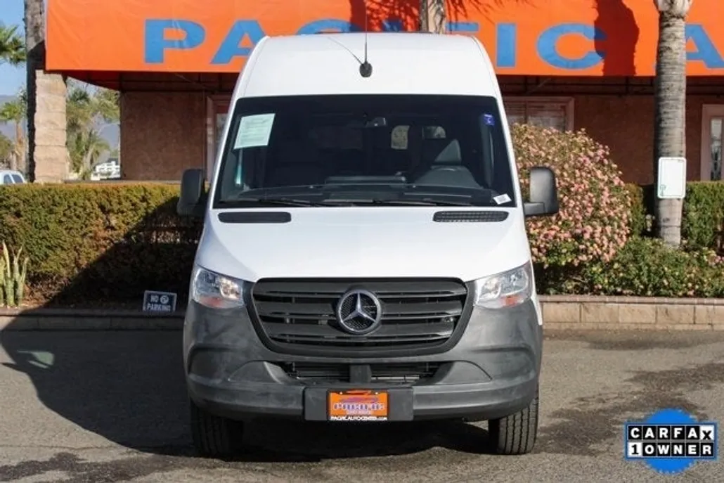 2022 Mercedes Benz Sprinter Passenger Van 2500 144 WB photo 1