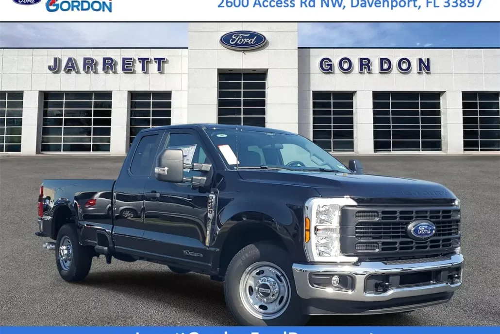 2025 Ford F-250 XL photo 1