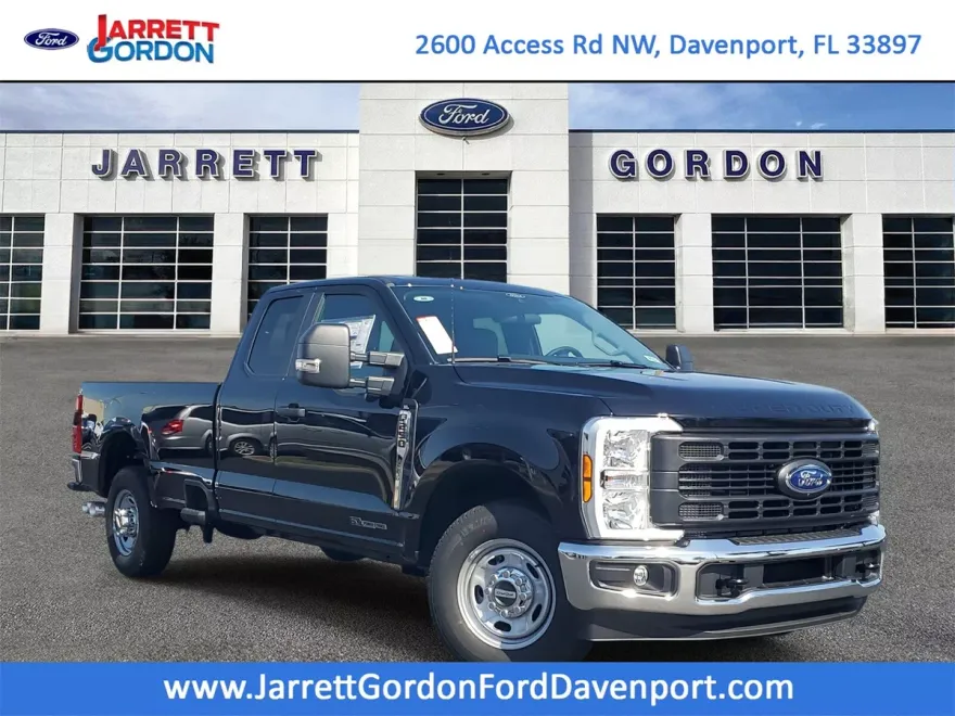 2025 Ford F-250 XL photo 1