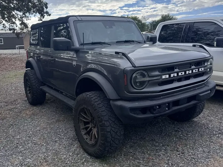 2022 Ford Bronco Big Bend photo 1