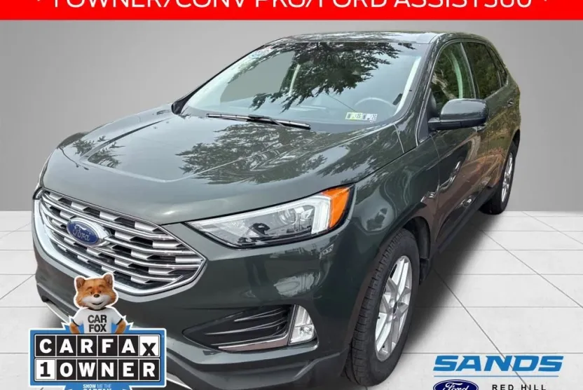 2022 Ford Edge SEL photo 1