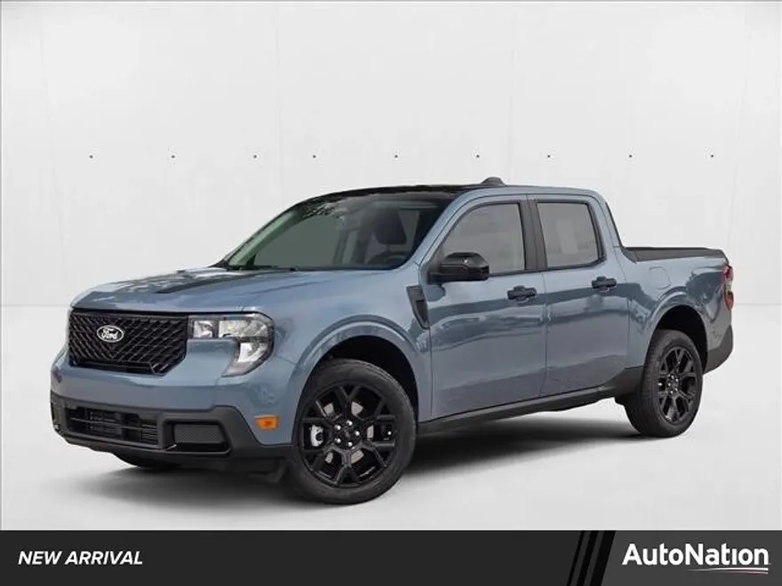 2025 Ford Maverick XLT photo 1