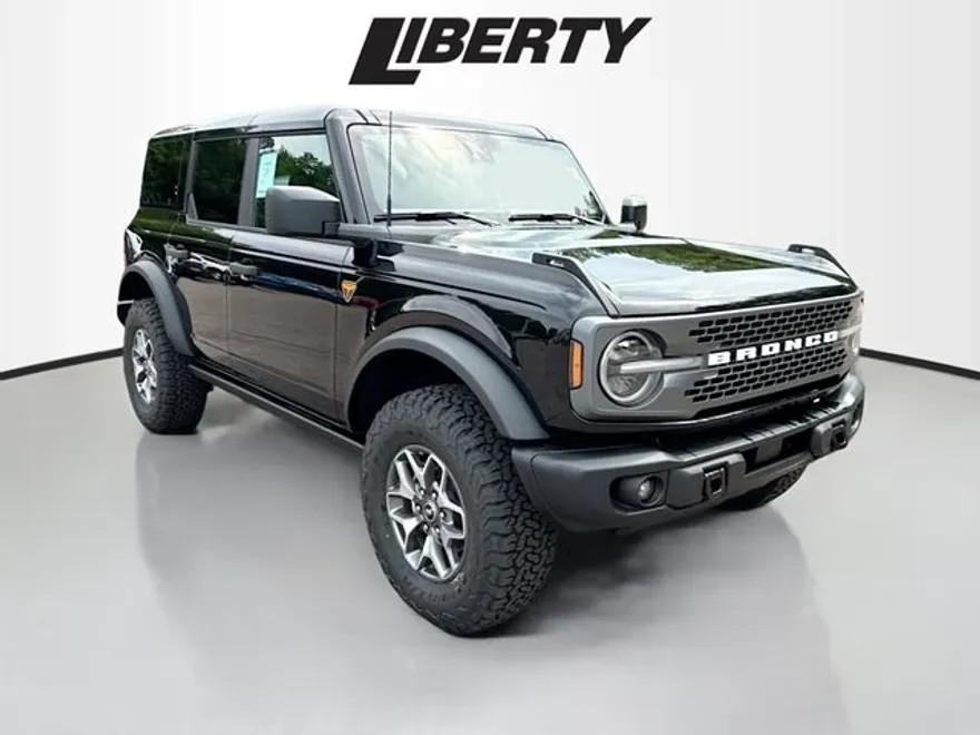 2025 Ford Bronco Badlands photo 1