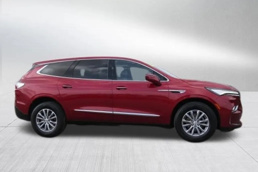 2024 Buick Enclave Premium photo 1