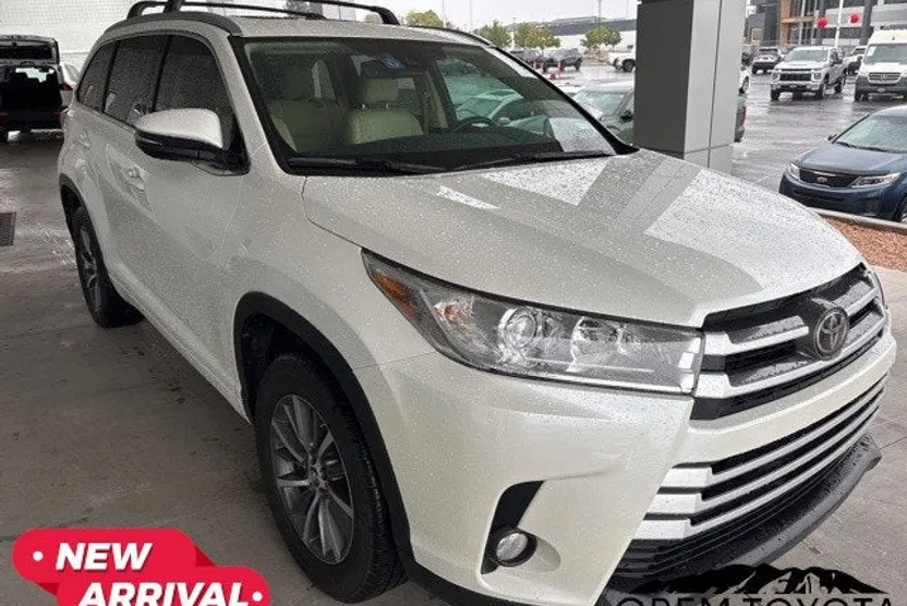 2018 Toyota Highlander XLE photo 1