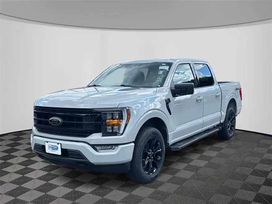 2023 Ford F-150 XLT photo 1