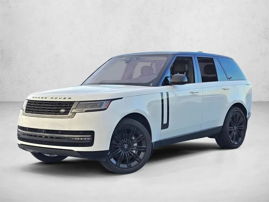 2023 Land Rover Range Rover SE photo 1