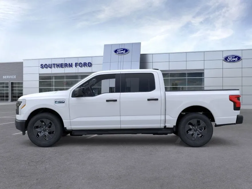 2025 Ford F-150 Lightning photo 1
