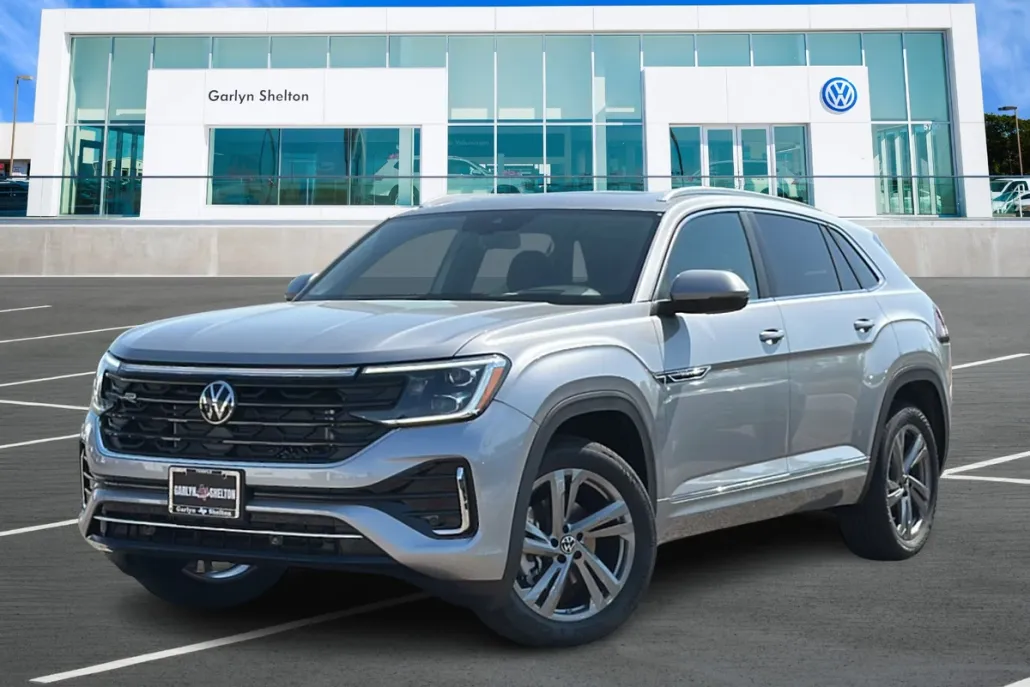 2024 Volkswagen Atlas Cross Sport SEL R-Line photo 1