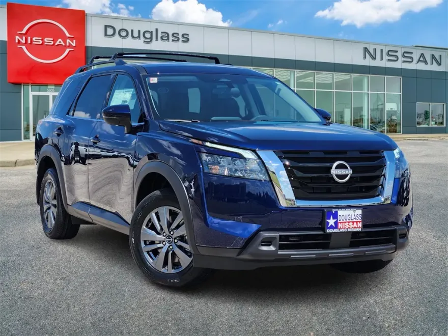 2025 Nissan Pathfinder SV photo 1