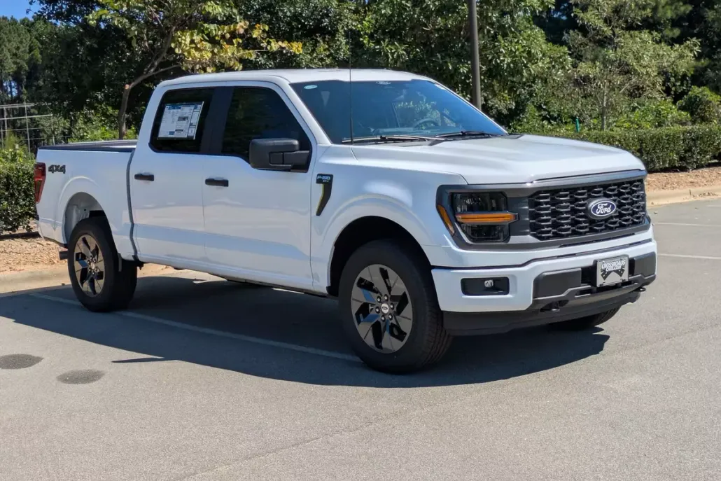 2025 Ford F-150 STX photo 1