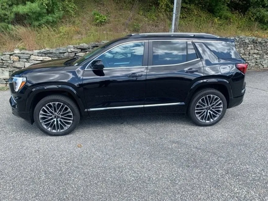 2026 Gmc Terrain Denali photo 1